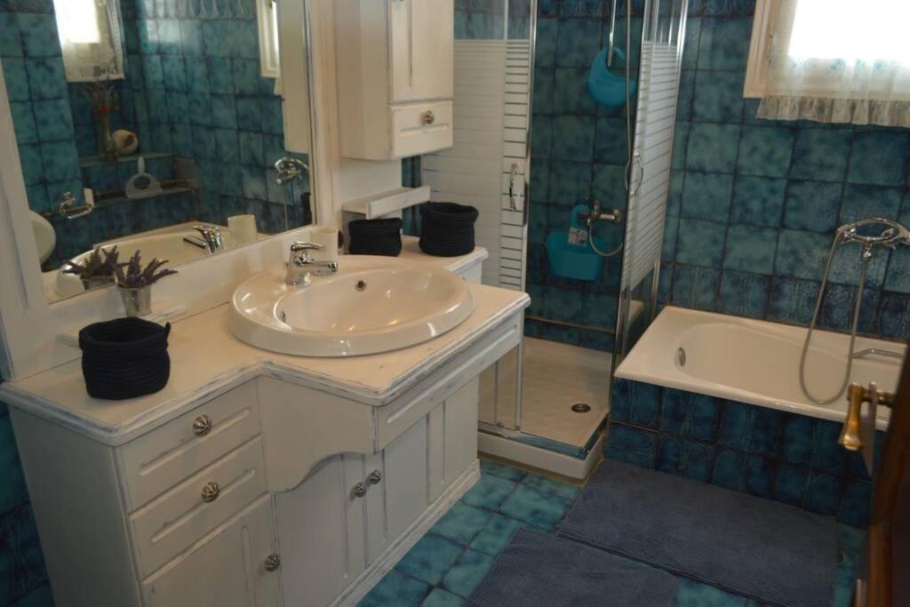 Triple H Villa Golos Dış mekan fotoğraf